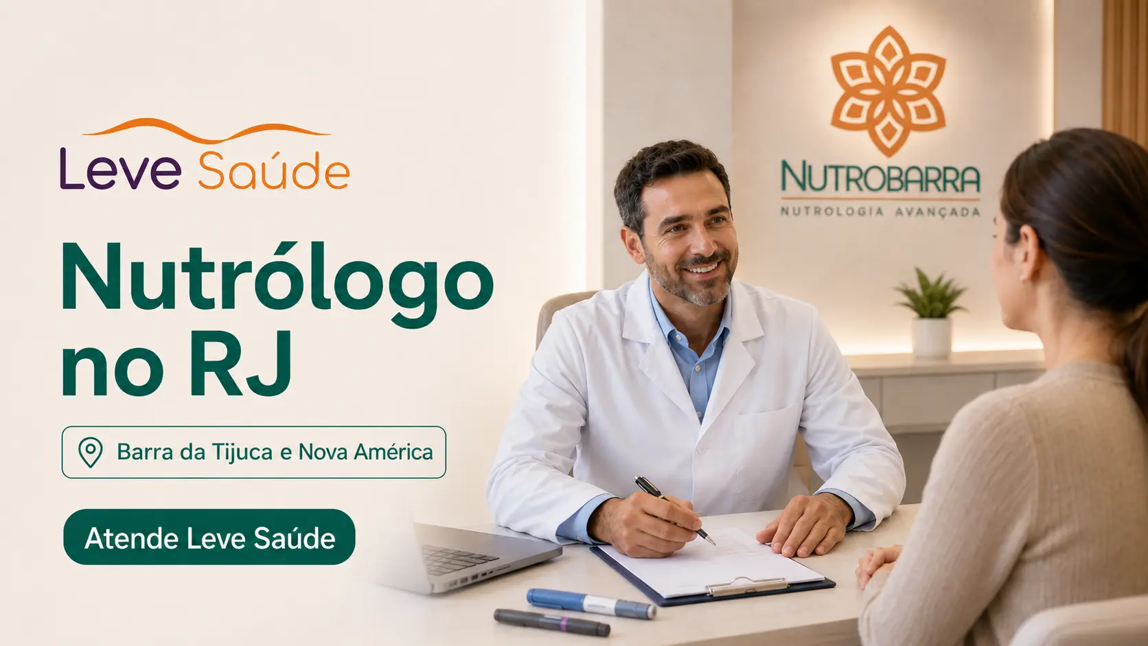 Médico em consulta com paciente na Clínica Nutrobarra, com atendimento pela Leve Saúde no Rio de Janeiro